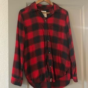 AE comfy button down